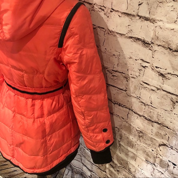 Women’s European Style Puffer Winter Coat - Picture 8 of 16